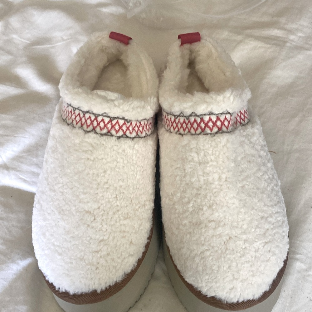 New Platform slipper shoes. Size 38